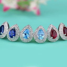 韓風簡約，點睛之飾 微鑲嵌多色寶石耳釘，點亮日常時尚